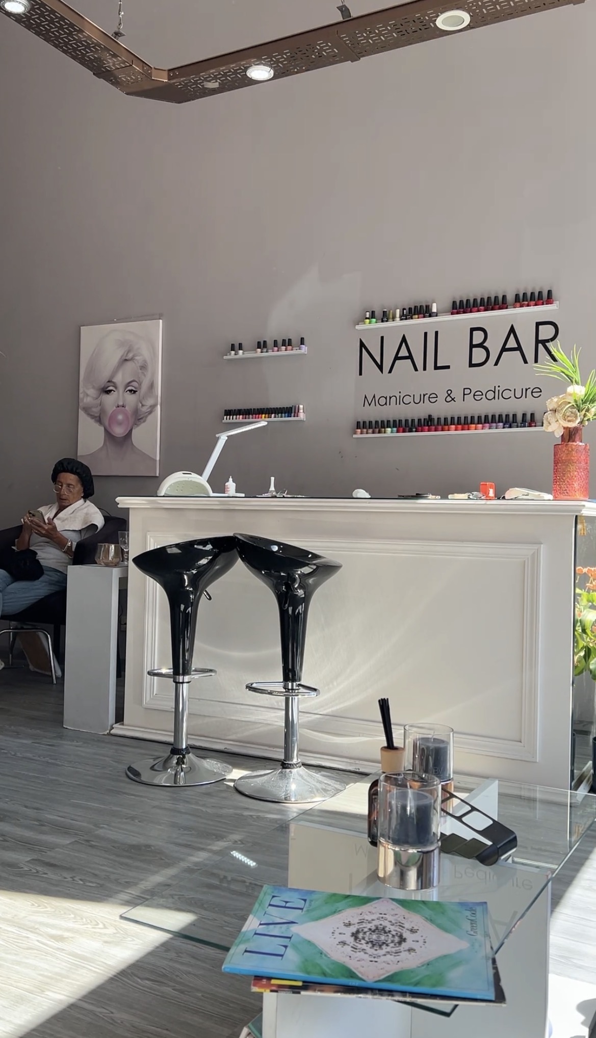Karina Villamil Beauty Club